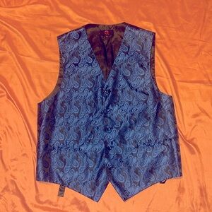 Men’s Paisley Tuxedo Vest